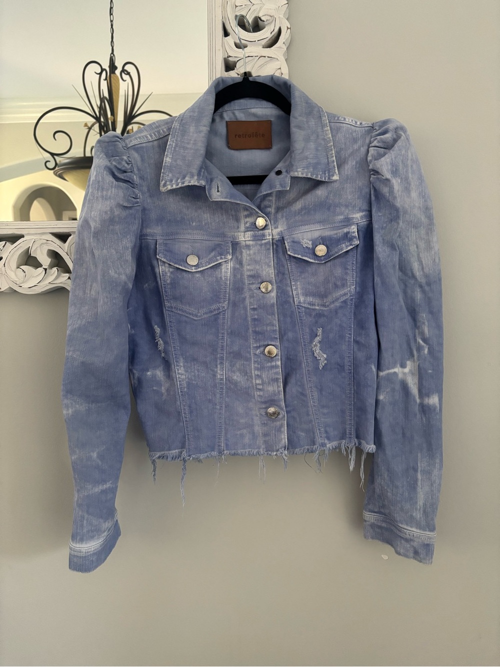 ✨ Retrofête Rissa Distressed Denim Jacket✨ - Picture 2 of 11